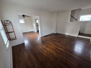 1916 James St in Kalamazoo, MI - Building Photo - Building Photo