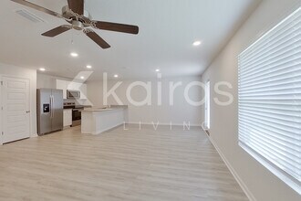 233 Monarch Ln in Pensacola, FL - Building Photo - Building Photo