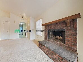1915 S 39th St-Unit -Unit 29 in Mesa, AZ - Building Photo - Building Photo