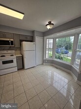 14006 Betsy Ross Ln in Centreville, VA - Building Photo - Building Photo