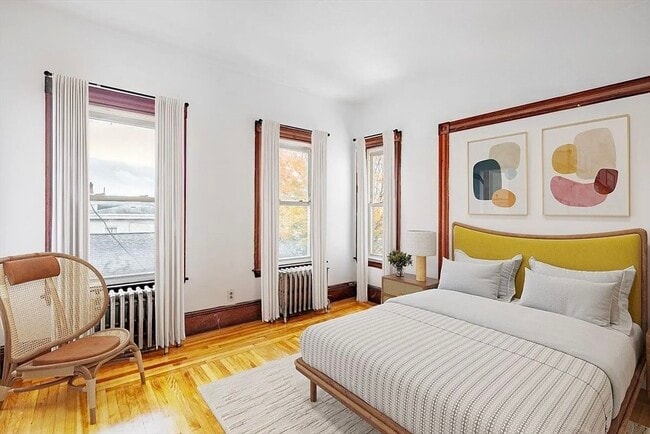 property at 61-61 Glenwood Rd