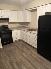 3024 W Iona Terrace in Greenfield, WI - Building Photo - Building Photo