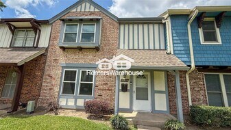 2226 Triway Ln, Unit 5 in Houston, TX - Building Photo