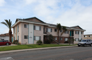 1075 Donax Ave Apartments