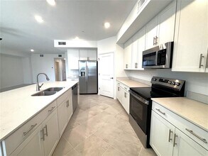 17680 Boracay Ct in Venice, FL - Building Photo - Building Photo