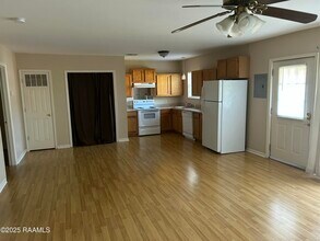 1205 Alfred St in Scott, LA - Building Photo - Building Photo