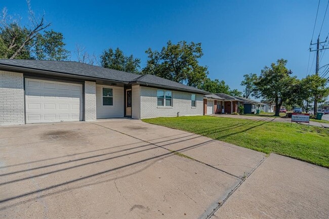 property at 2127 Strawberry Rd