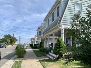 37 East End Ave in Avon By The Sea, NJ - Foto de edificio - Building Photo