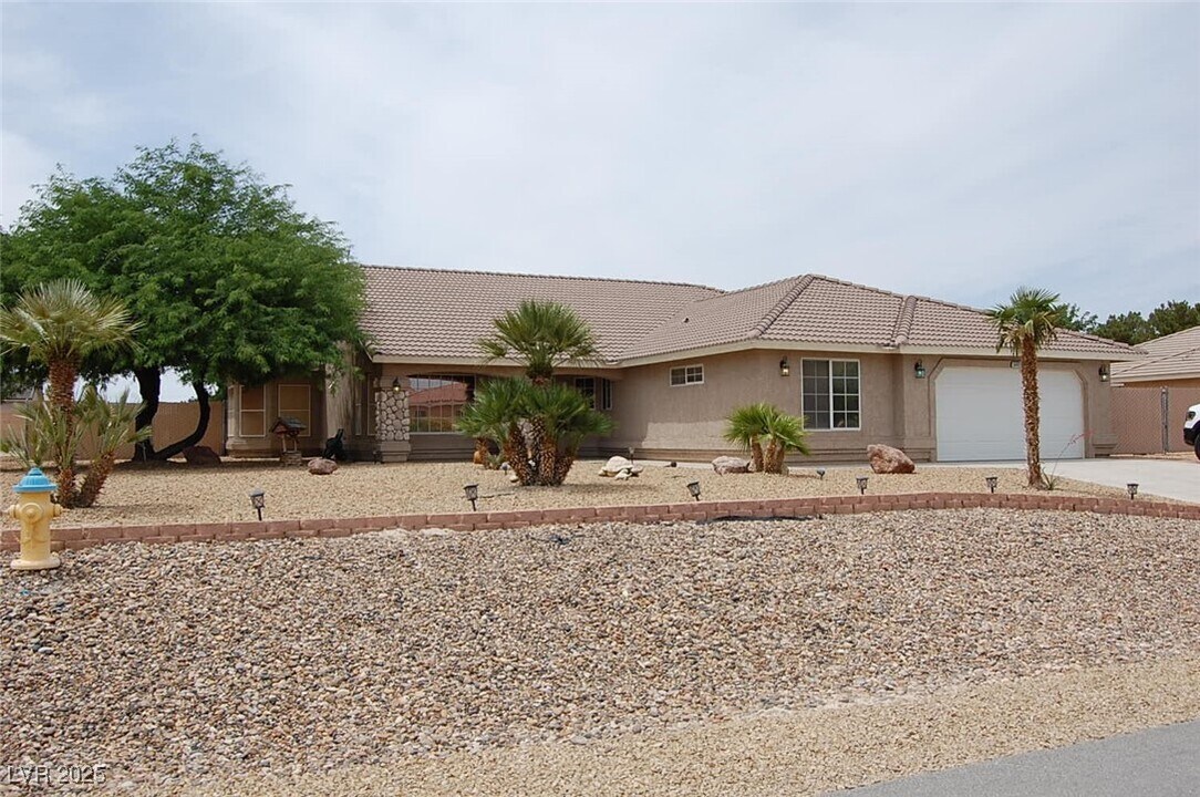 5441 Barnwood Ct in Pahrump, NV - Building Photo