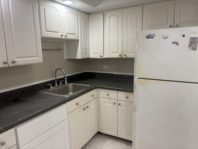 3650 Inverrary Dr in Lauderhill, FL - Building Photo - Building Photo
