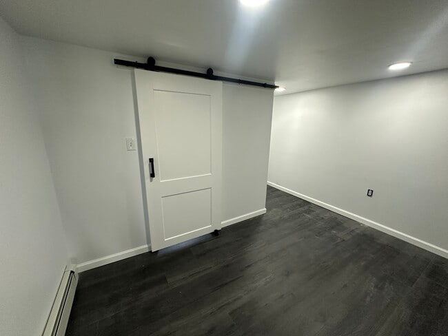 property at 109 W Spruce St