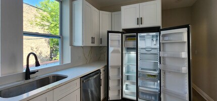 2552 S Central Park Ave, Unit 2 in Chicago, IL - Foto de edificio - Building Photo