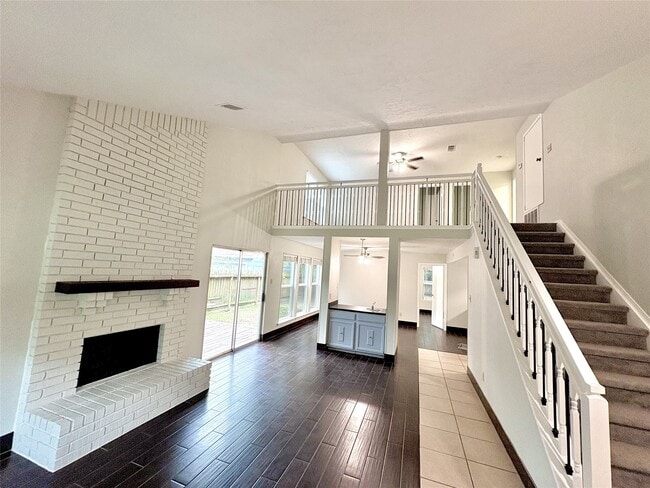 property at 5 Snapdragon Ct