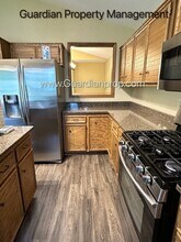 4090 Deerwood Trail in Eagan, MN - Building Photo - Building Photo