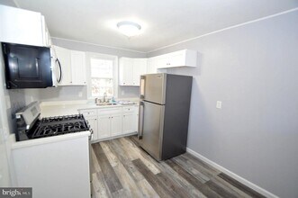 267 Mott Ave in Burlington, NJ - Building Photo - Building Photo