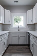 714 E Bolton St in Savannah, GA - Building Photo - Building Photo