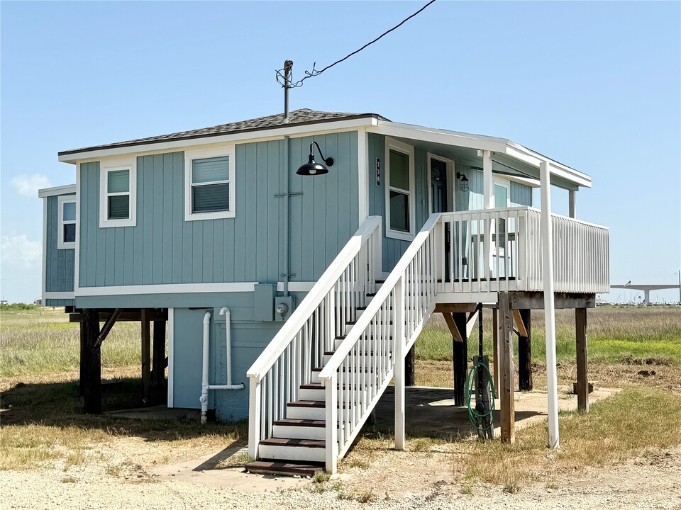 738 Caisson St in Freeport, TX - Building Photo