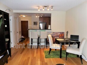 915 E St NW in Washington, DC - Building Photo - Building Photo