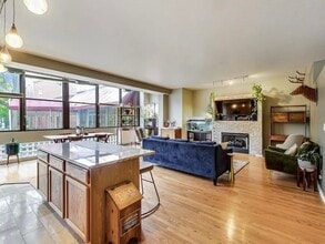 5200 S Ellis Ave in Chicago, IL - Building Photo - Building Photo