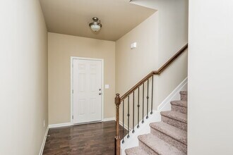 258 Stillwood Dr in Newnan, GA - Building Photo - Building Photo