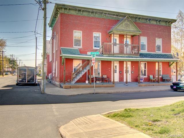 1-3A Du Marché-Saint-Laurent in Sorel-tracy, QC - Building Photo - Building Photo