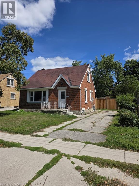 1673 Fairview Rd in Cambridge, ON - Building Photo - Building Photo
