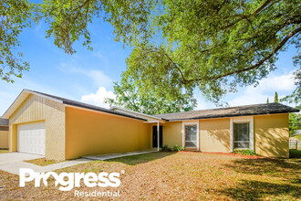 10013 Winder Trail in Orlando, FL - Building Photo - Building Photo