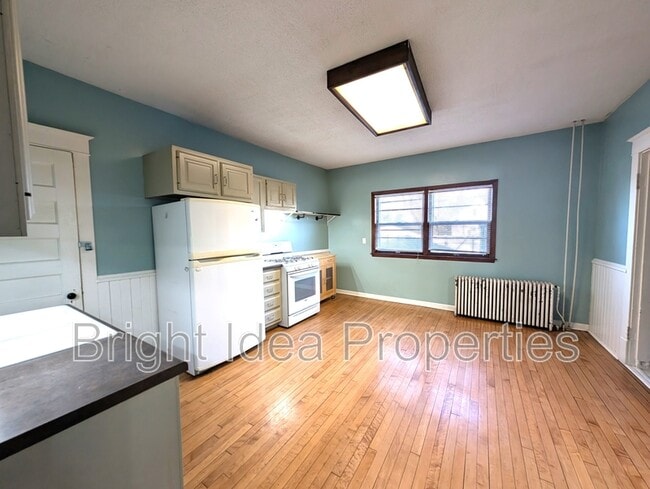 869 Geranium Ave E in St. Paul, MN - Building Photo - Building Photo