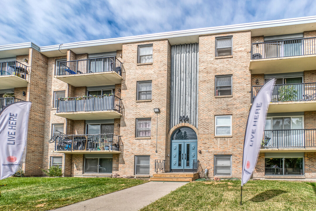 Windsor Place in Calgary, AB - Foto de edificio