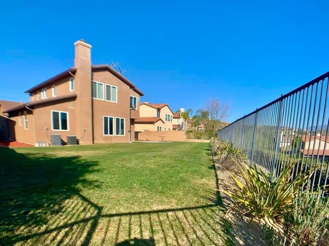 19738 Castille Ln in Santa Clarita, CA - Building Photo - Building Photo