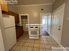 25 Woodward St, Unit 3 in Boston, MA - Building Photo - Building Photo