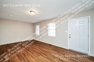 607 Country View Dr NE in Birmingham, AL - Building Photo - Building Photo