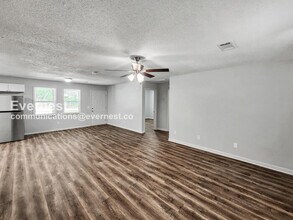 725 W Creek Cir in Monroe, GA - Building Photo - Building Photo