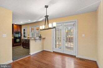 1726 Baldwin Dr in McLean, VA - Building Photo - Building Photo