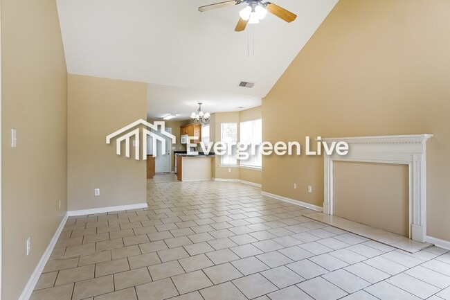 120 Carrington Ln in Calera, AL - Building Photo - Building Photo