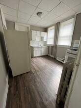 708 W Jackson St-Unit -Unit 2 in Muncie, IN - Foto de edificio - Building Photo