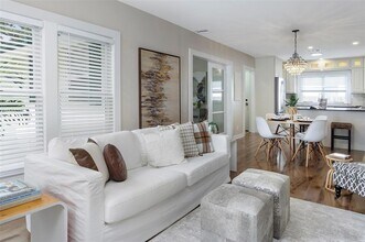 701 38th Ave N in St. Petersburg, FL - Building Photo - Building Photo