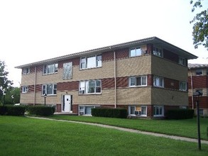 512 N Lincoln Ave in Addison, IL - Building Photo - Building Photo