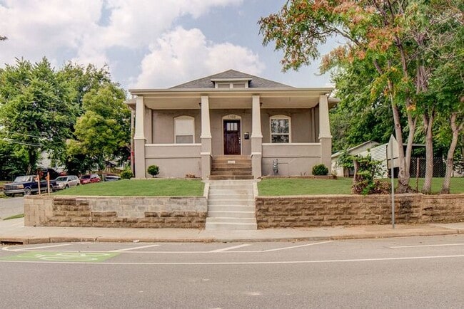1102 N Main St in Tulsa, OK - Building Photo - Building Photo