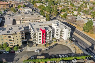 15309 Cabrito Rd in Los Angeles, CA - Building Photo - Building Photo