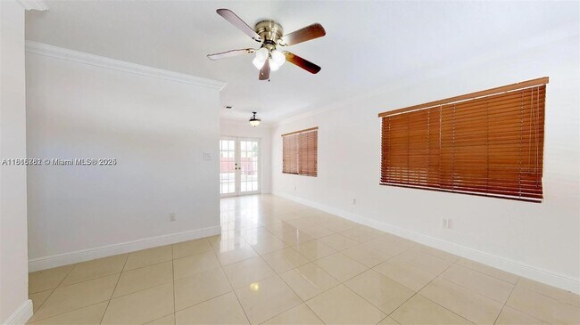 15340 SW 306th St in Homestead, FL - Foto de edificio - Building Photo