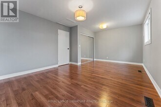 690 Elgin St in Newmarket, ON - Building Photo - Building Photo