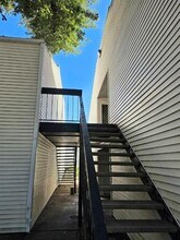 7431 Holly Hill Dr in Dallas, TX - Building Photo - Building Photo