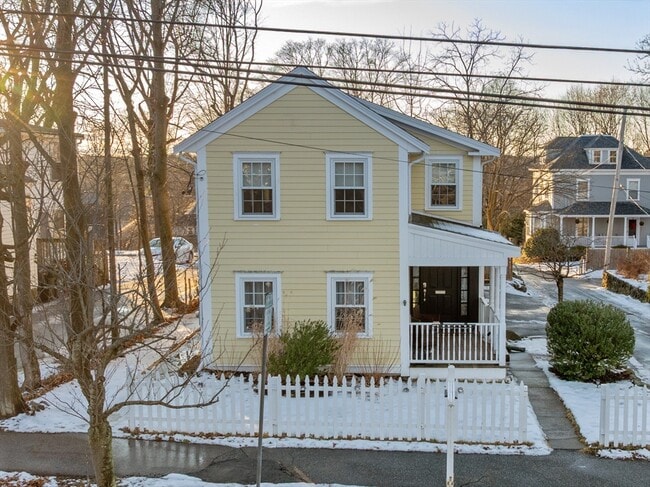 property at 36 High St