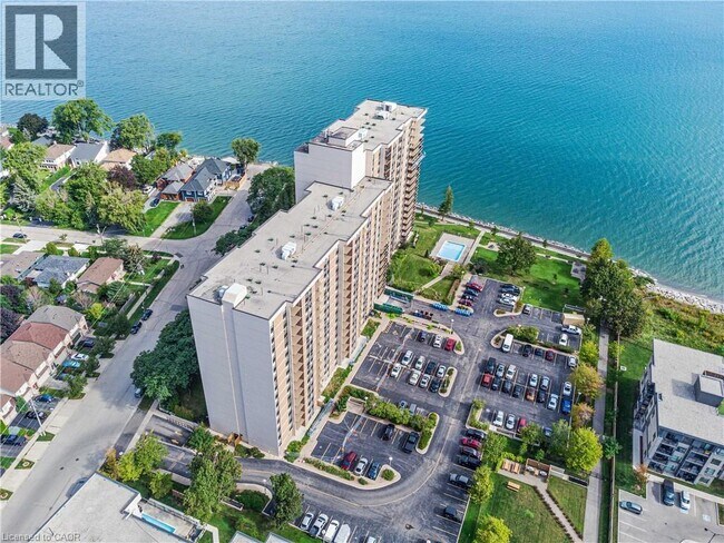 500 Green Rd in Hamilton, ON - Building Photo - Building Photo