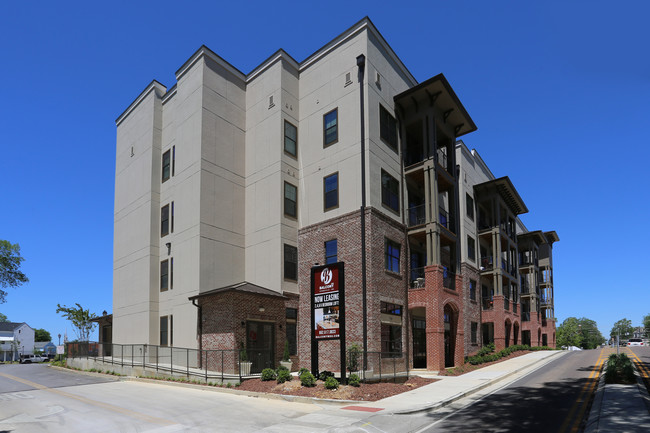 The Balcony MSU | Student Housing in Starkville, MS - Foto de edificio - Building Photo