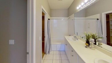 1713 Arianna Ln in San Ramon, CA - Building Photo - Building Photo