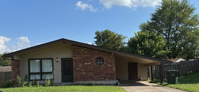 property at 222 Valley Forge Ct