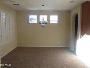 9007 S 53rd Dr in Phoenix, AZ - Building Photo - Building Photo