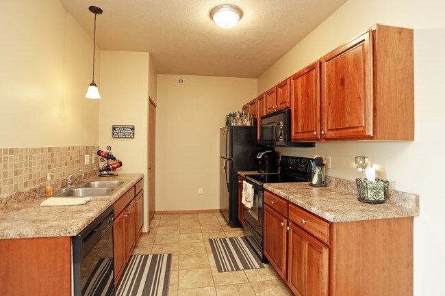 Windflower Apartments in Sioux Falls, SD - Building Photo - Interior Photo